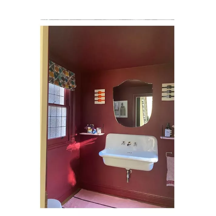 21 Ways to Decorate With Red in Your Bathroom - REDy or Not, Here They Come!