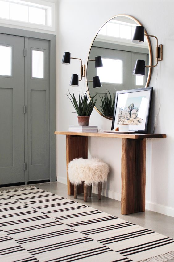 These 5 Tricks Will Help You Carve Out A Modern Entryway In Your Space