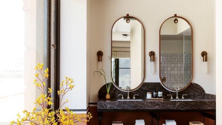 10 Luxury Mirrors That Will Elevate Your Bathroom Decor