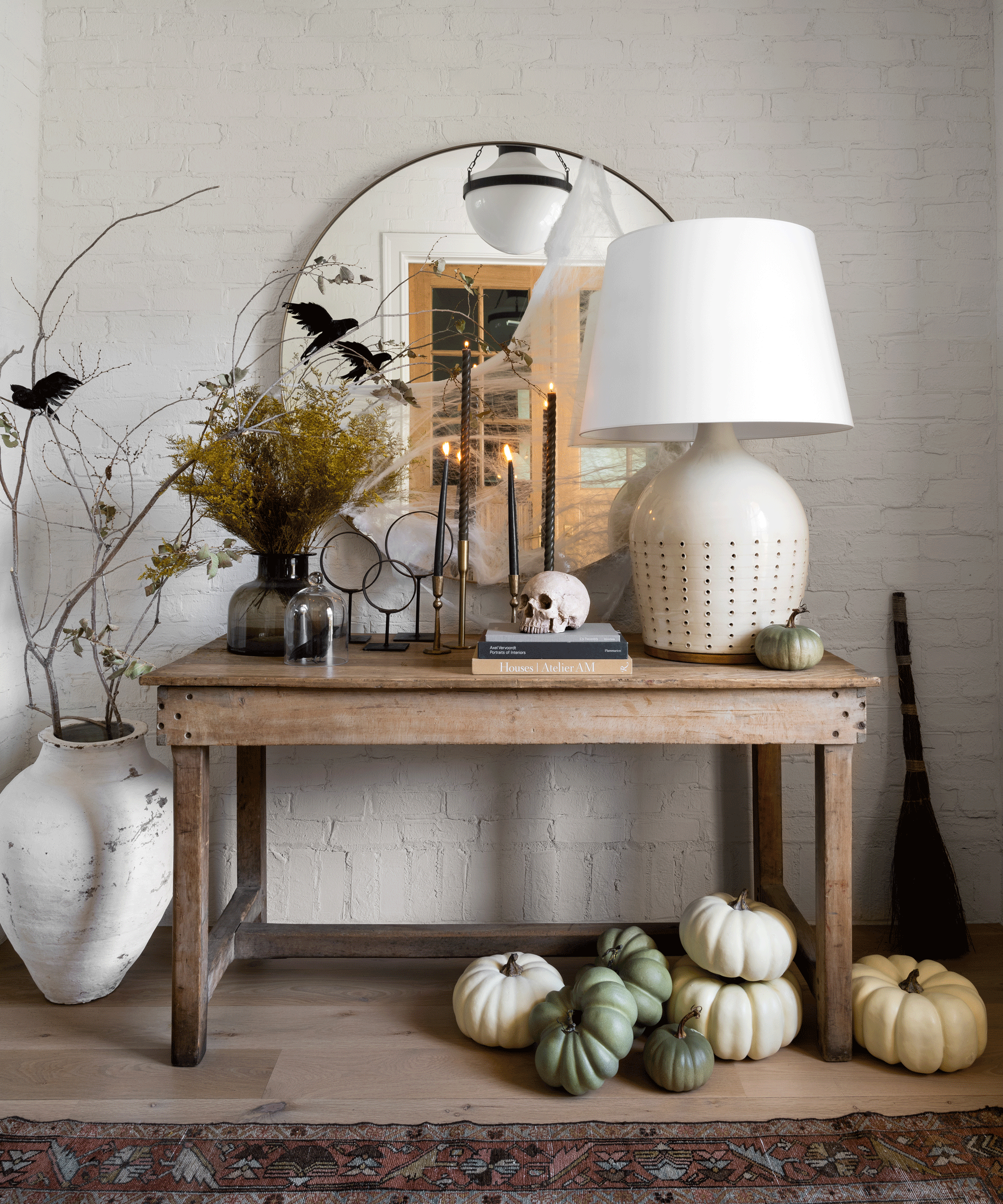 10+ Halloween Decorating Ideas That Are Spooky Yet Chic